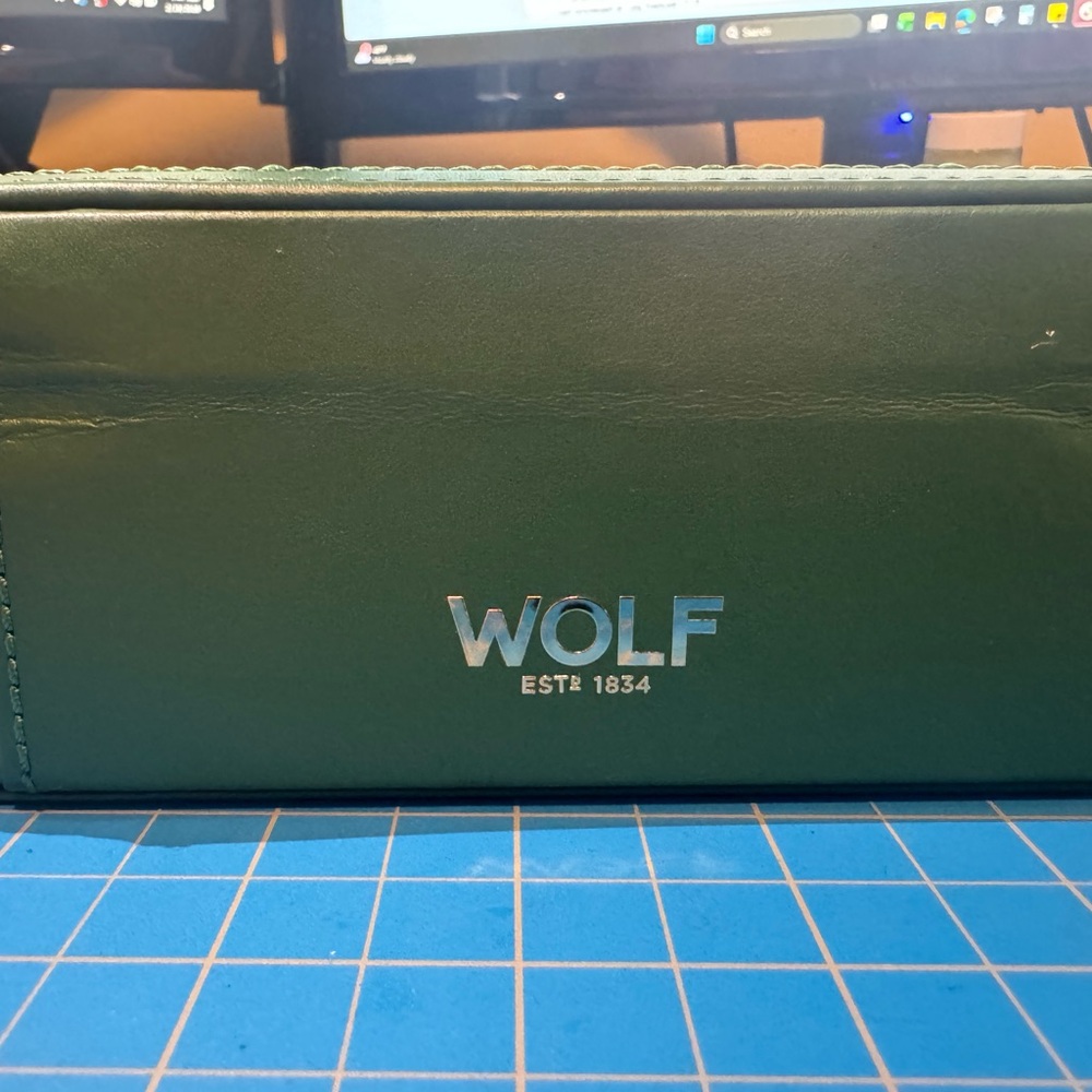 WOLF Sophia Travel Zip Case - Picture 5 of 6